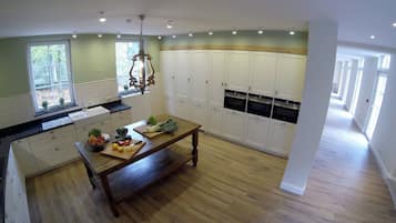 Rumah | Dapur pribadi | Kursi makan untuk bayi