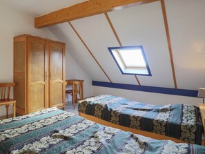 Hus | 9 soverom og individuelt innredet