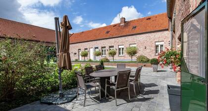 Cozy Cottage for 8 Guests