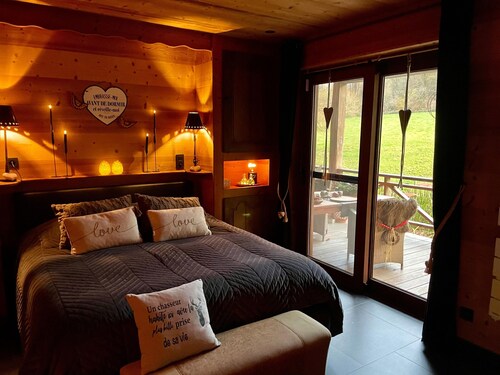 Romantic Villa With Spa