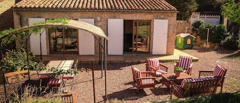 Villa | Exterior