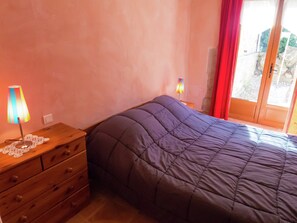 Villa | 3 slaapkamers, individueel gemeubileerd, een strijkplank/strijkijzer