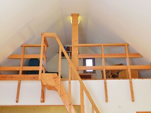 3 bedrooms, individually furnished, bed sheets - Exceptionally Bright Holiday Home Surrounded by the Beautiful Nature of the Weserbergland (Negenborn)