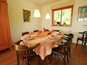 Dining - Welcoming Holiday Home in Lambertsberg With Fenced Garden (Lambertsberg)