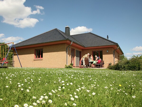 House | Exterior - Welcoming Holiday Home in Lambertsberg With Fenced Garden (Lambertsberg)