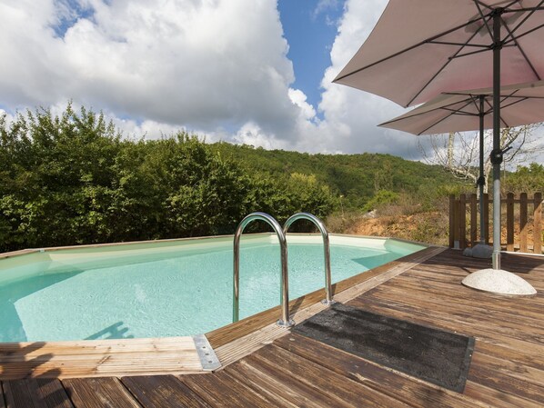 Outdoor pool - Charming Holiday Home in Pul-l'eveque With Private Pool (Puy-l'Eveque)