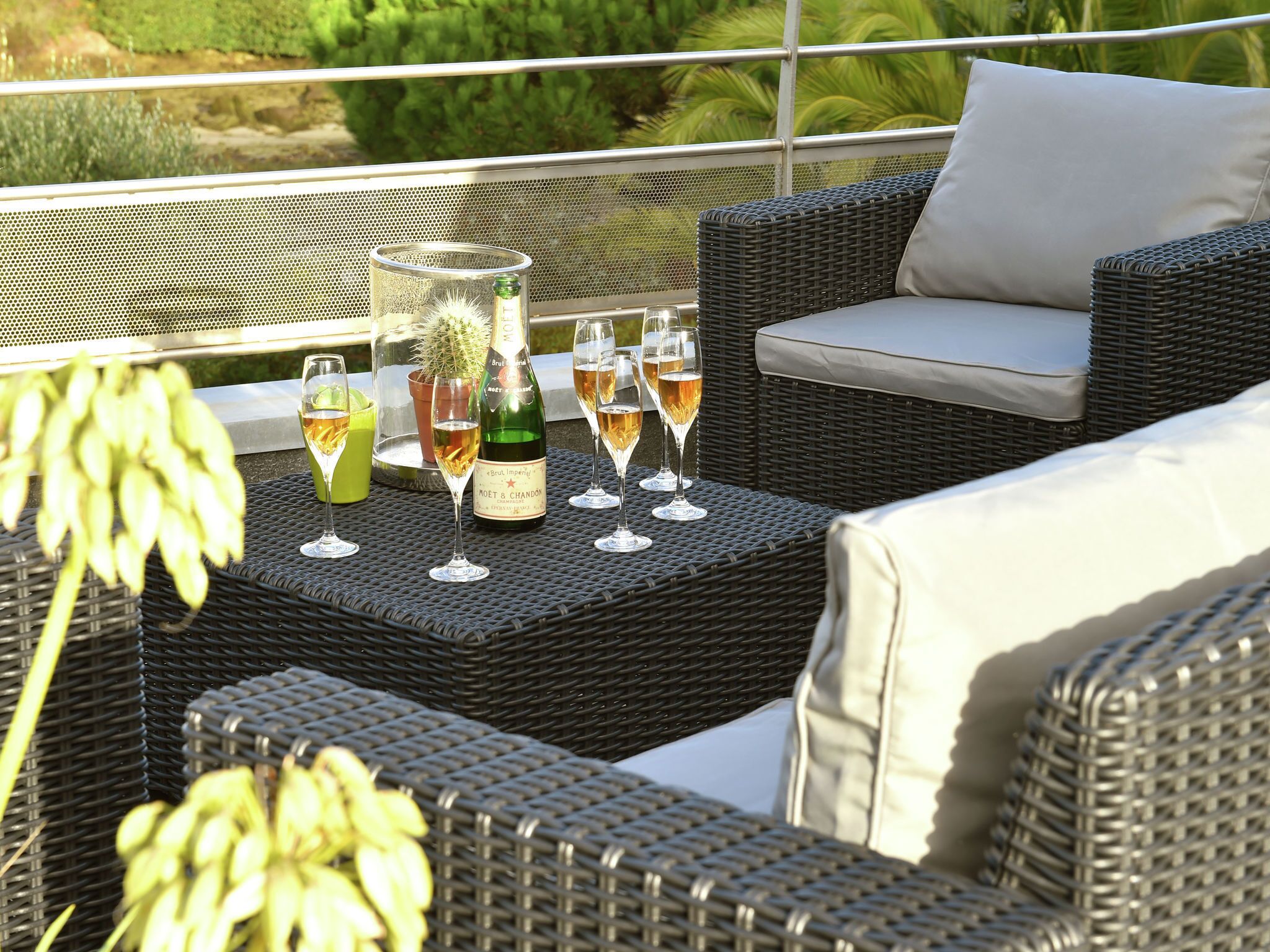 House | Balcony