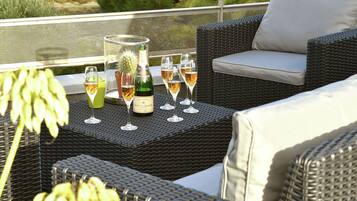 House | Balcony