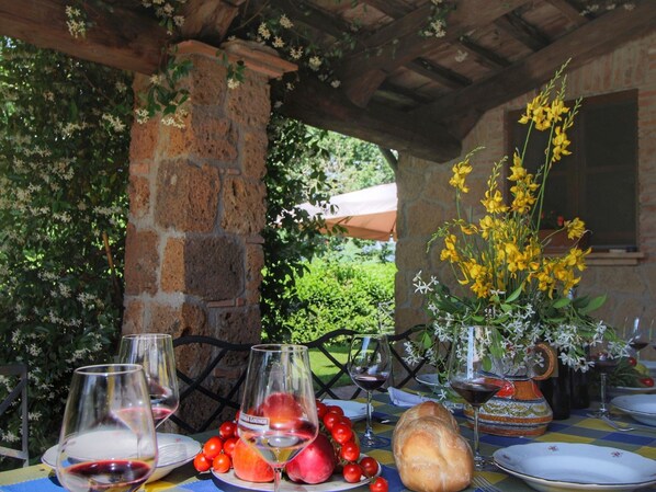 House | Dining - Rustic Stone Farmhouse in Proceno (Proceno)