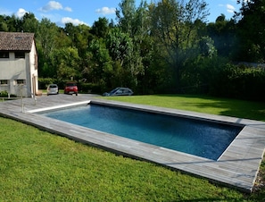 House | Pool
