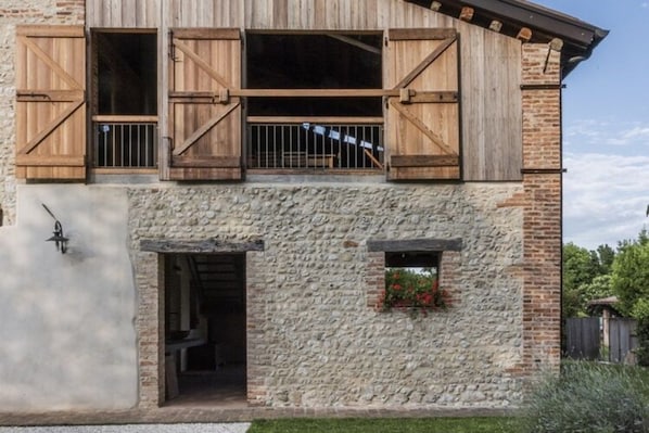 House | Exterior