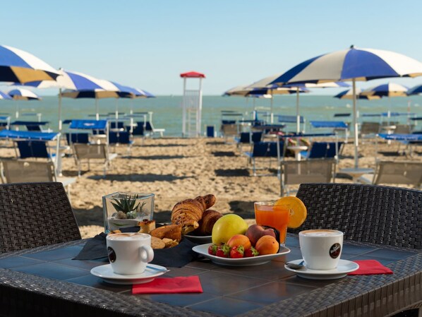 Biệt thự | Khu ăn uống