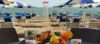 阿爾巴雷拉靠近威尼斯海灘的別墅  