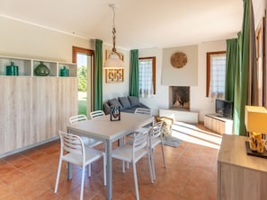 Villa | Dining - Villa in Albarella Near Venice Beach (Rosolina)