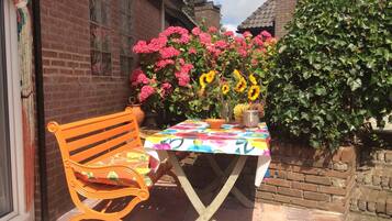 Cottage | Outdoor dining