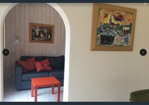 Cottage | Living room - Tranquil Egmond Hideaway (Egmond aan den Hoef)