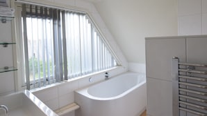 Bathroom - Dune Villa with Sauna on Island of Vlieland near Woods & Sea (Vlieland)