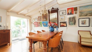 House | Dining - Holiday Home in Schoorl Near Forest & Beach (Schoorl)