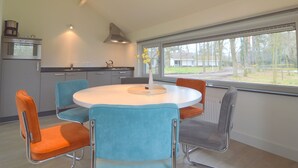 Dining - Soothing Holiday Home in Stramproy With Terrace and Garden (Stramproy)
