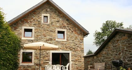 Lovely Cottage in Waimes With Sauna