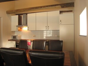 House | Private kitchen | Microwave, dishwasher, highchair