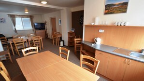 Unclassified image, 4 of 18, button - Apartment House in the Ore Mountains Near Valley Station, Loucná - Keilberg (Loucna Pod Klinovcem)