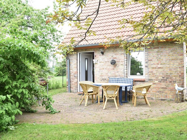 Exterior - Modern Holiday Home in Satow With Terrace (Satow)