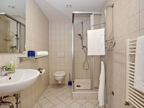 Apartment | Badezimmer | Dusche