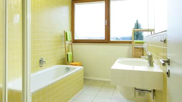 Bathtub