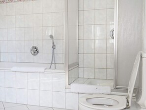 Ferienhaus | Badezimmer
