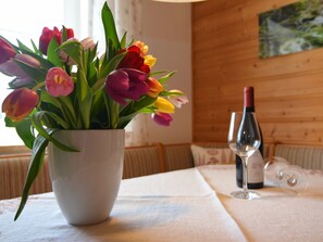 1 bedroom, individually furnished, bed sheets - Quaint Apartment in Drachselsried Bavaria With Terrace (Drachselsried)