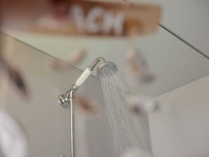 Tent | Badkamer