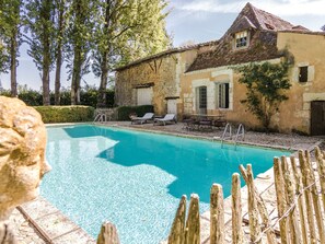 Indoor pool, outdoor pool - Mansion in Sourzac With Private Pool (Sourzac)