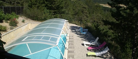 House | Pool