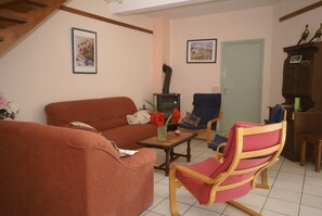 House | Living room | Fireplace - Mountain View Retreat, Diois (Marignac-en-Diois)