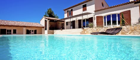 Villa | Pool