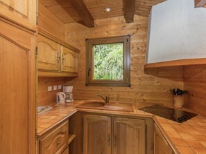 Chalet | Private kitchen - Chalet in Vosges Forest With Valley View (La Bresse)