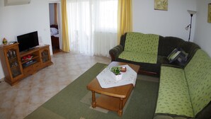 Unclassified image, 5 of 39, button - Quaint Apartment in Pula With Garden (Pula)