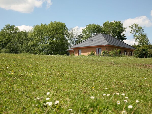 Exterior - Pretty Holiday Home in Lambertsberg With Terrace (Lambertsberg)