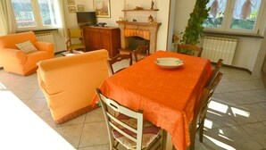Unclassified image, 5 of 24, button - Luxurious Holiday Home in Montignoso With Garden (Montignoso)