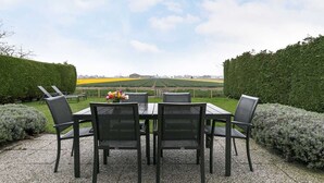 Balcony - Deluxe Holiday Home in Noordwijk by the Forest (Noordwijk)