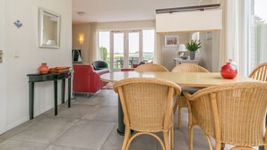 Dining - Deluxe Holiday Home in Noordwijk by the Forest (Noordwijk)