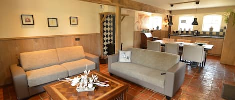 Maison | Salle de séjour | Foyer