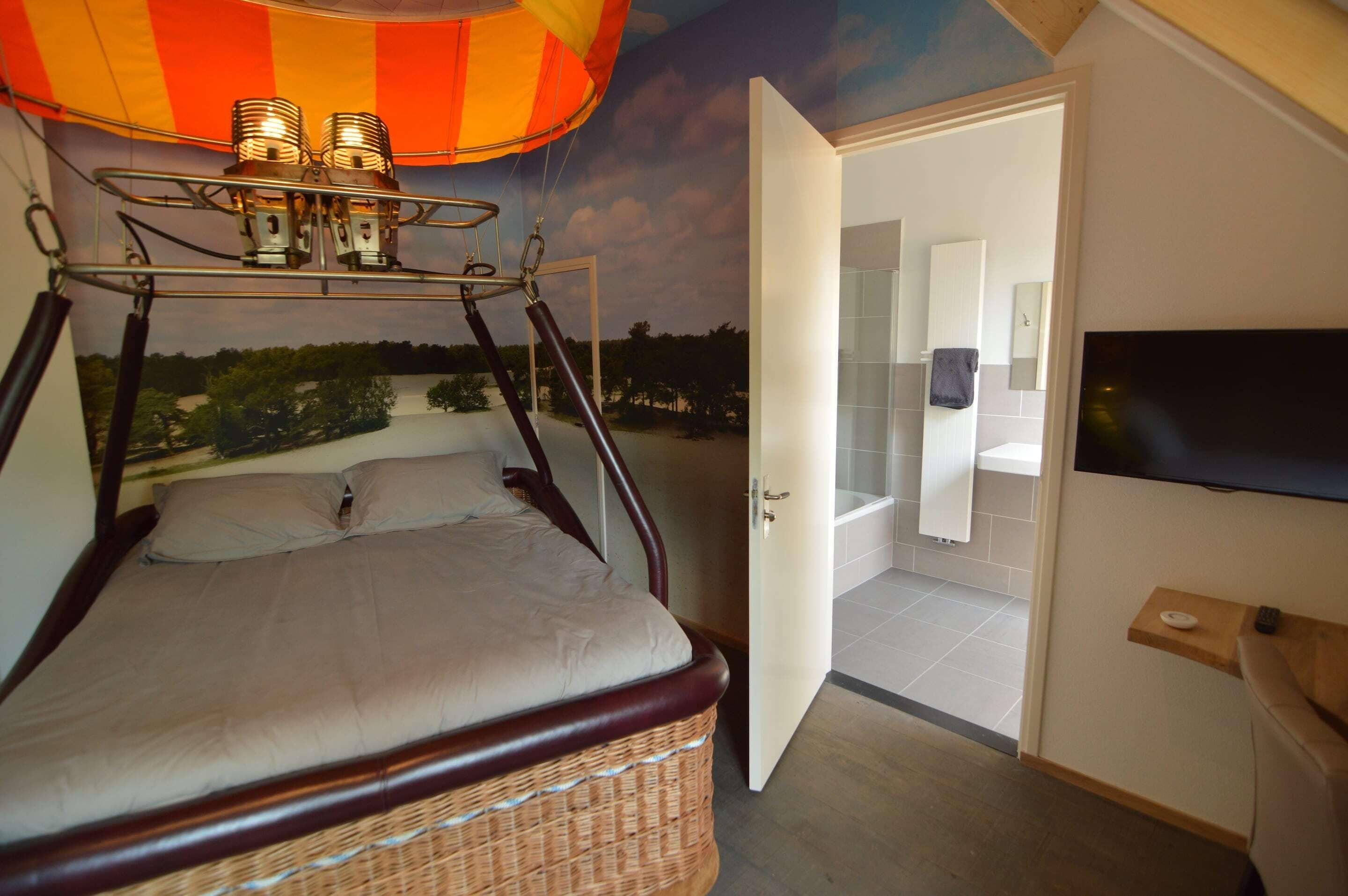 Huis | 2 slaapkamers, individueel gemeubileerd, beddengoed