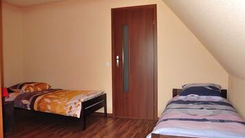 2 bedrooms, bed sheets