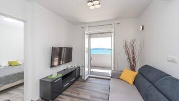 Apartment | Living room | TV