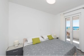 Apartment | Room amenity