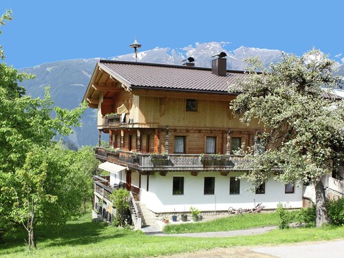 Contemporary Apartment in Gerlosberg near Forest