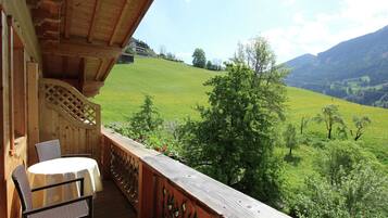 House | Balcony