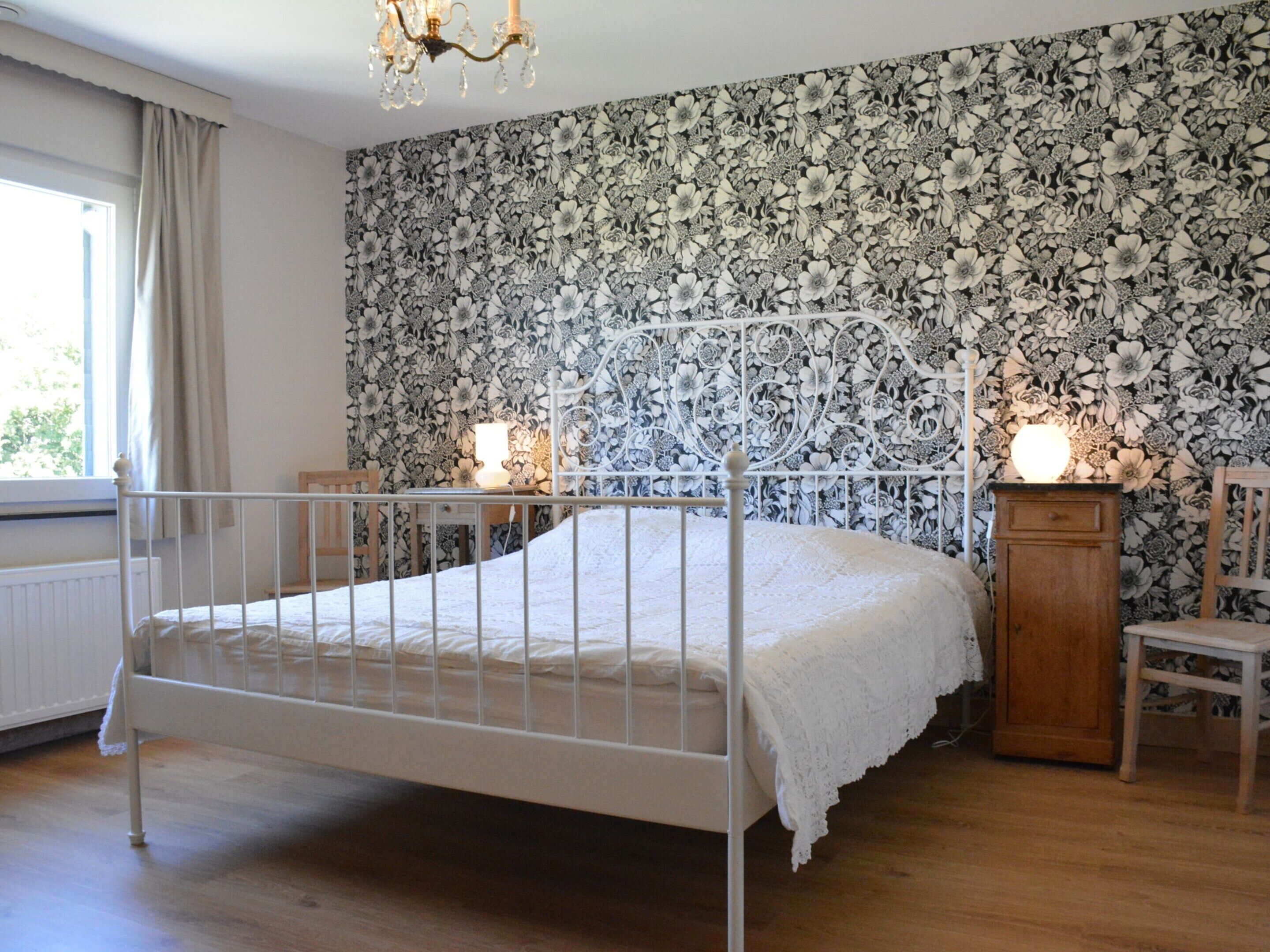 Huis | 3 slaapkamers, individueel gemeubileerd